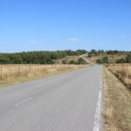 Ferienhaus Casa Do Vale Da Mula Almeida